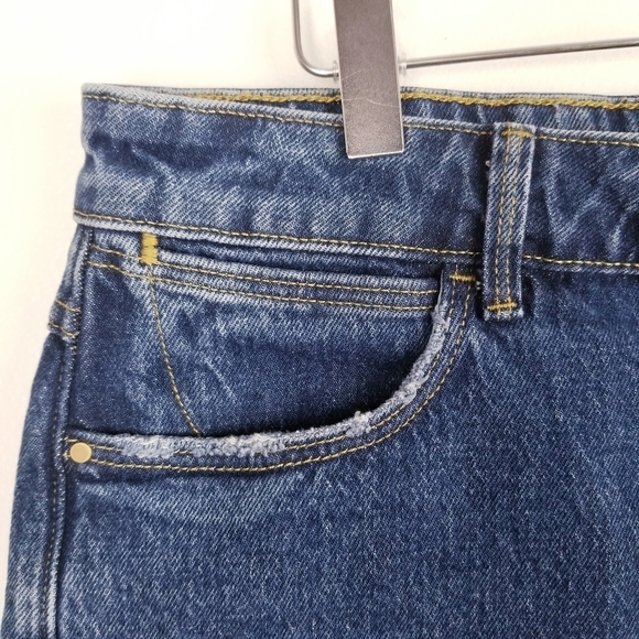 Wrangler High Rise Vintage 4" Denim Jean Shorts NWT - Picture 4 of 11